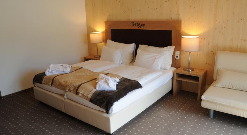 Familienhotel Berger Sankt Jakob im Walde Δωμάτιο φωτογραφία